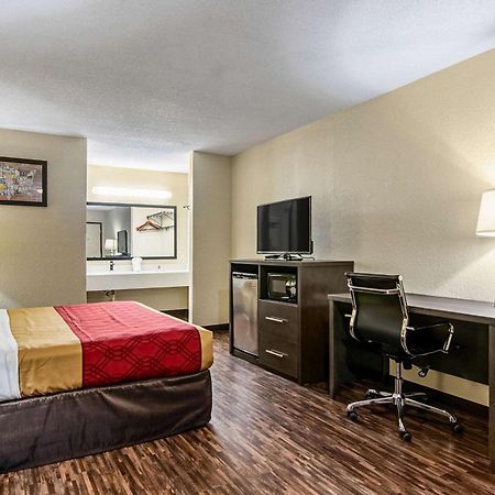 Econo Lodge Inn & Suites Matthews - Charlotte Exterior foto